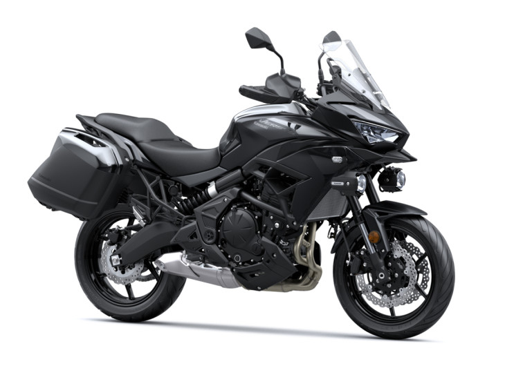 Pakiet SE Tourer+ Versys 650 Metallic Spark Black/Metallic Flat Spark Black 2025