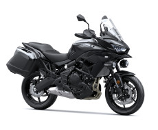Pakiet SE Tourer+ Versys 650 Metallic Spark Black/Metallic Flat Spark Black 2025