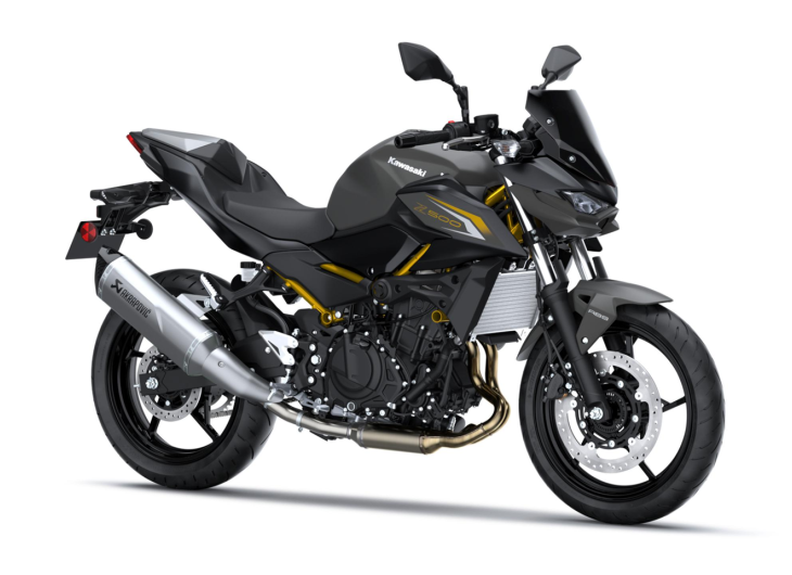 Пакет SE Performance Akrapovič Z500 Metallic Matte Graphenesteel Gray / Metallic Flat Spark Black 2026