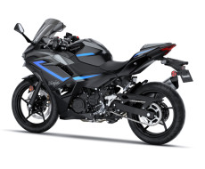 Пакет SE Performance Akrapovič Ninja 500 SE Metallic Flat Spark Black / Metallic Spark Black 2026