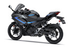 Accessories SE Sport Ninja 500SE Metallic Flat Spark Black / Metallic Spark Black 2026