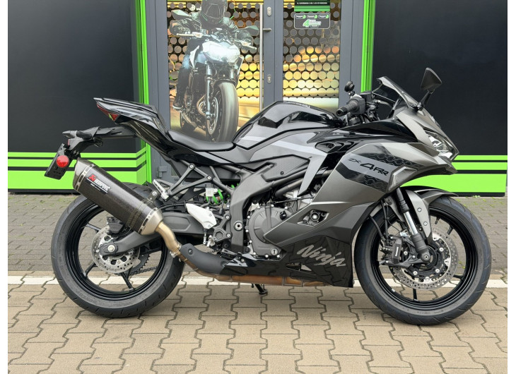 Ninja ZX-4RR Performance 2026