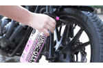 Біорозкладний засіб для чищення мотоциклів 1 л Muc-Off