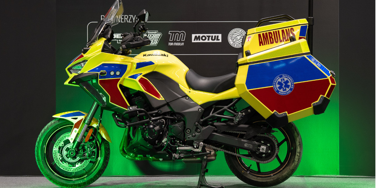 Motoambulans Kawasaki Versys 1100 SE - szybka pomoc tam, gdzie liczą się sekundy